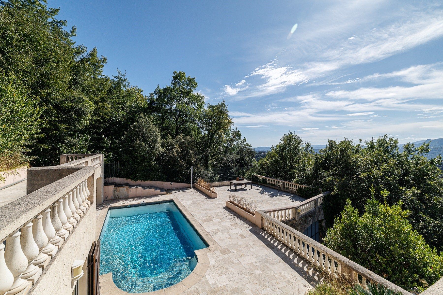 maison provençale 5 Pièces en vente sur ASPREMONT (06790)