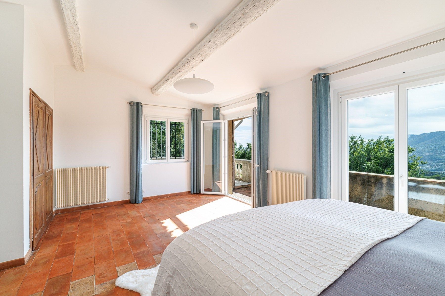 maison provençale 5 Pièces en vente sur ASPREMONT (06790)