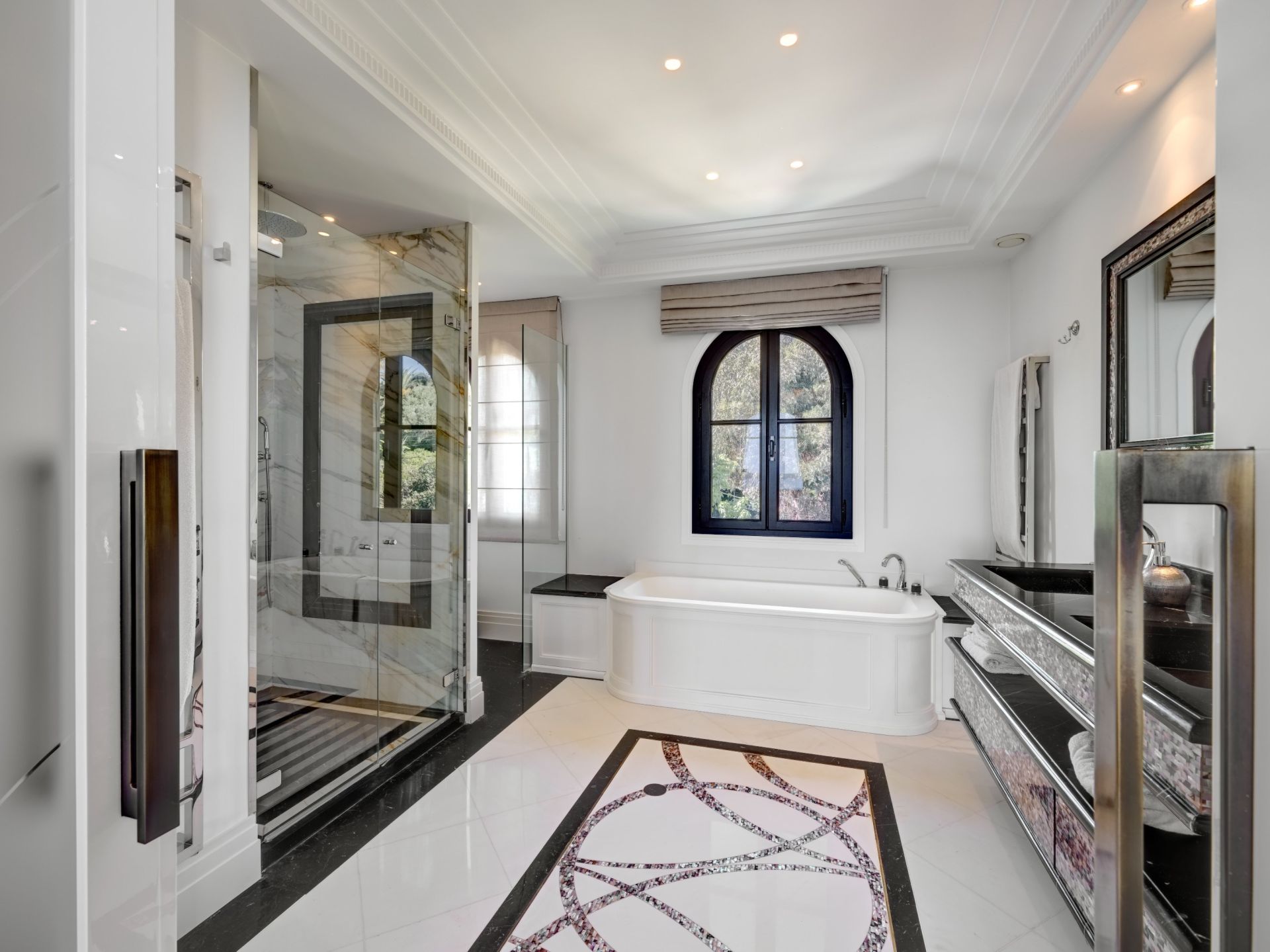 maison de maître 5 Pièces en vente sur VALLAURIS (06220)