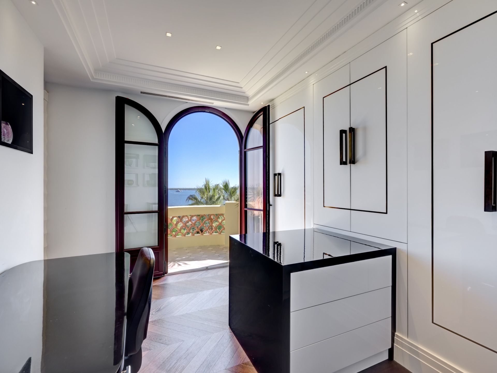 maison de maître 5 Pièces en vente sur VALLAURIS (06220)