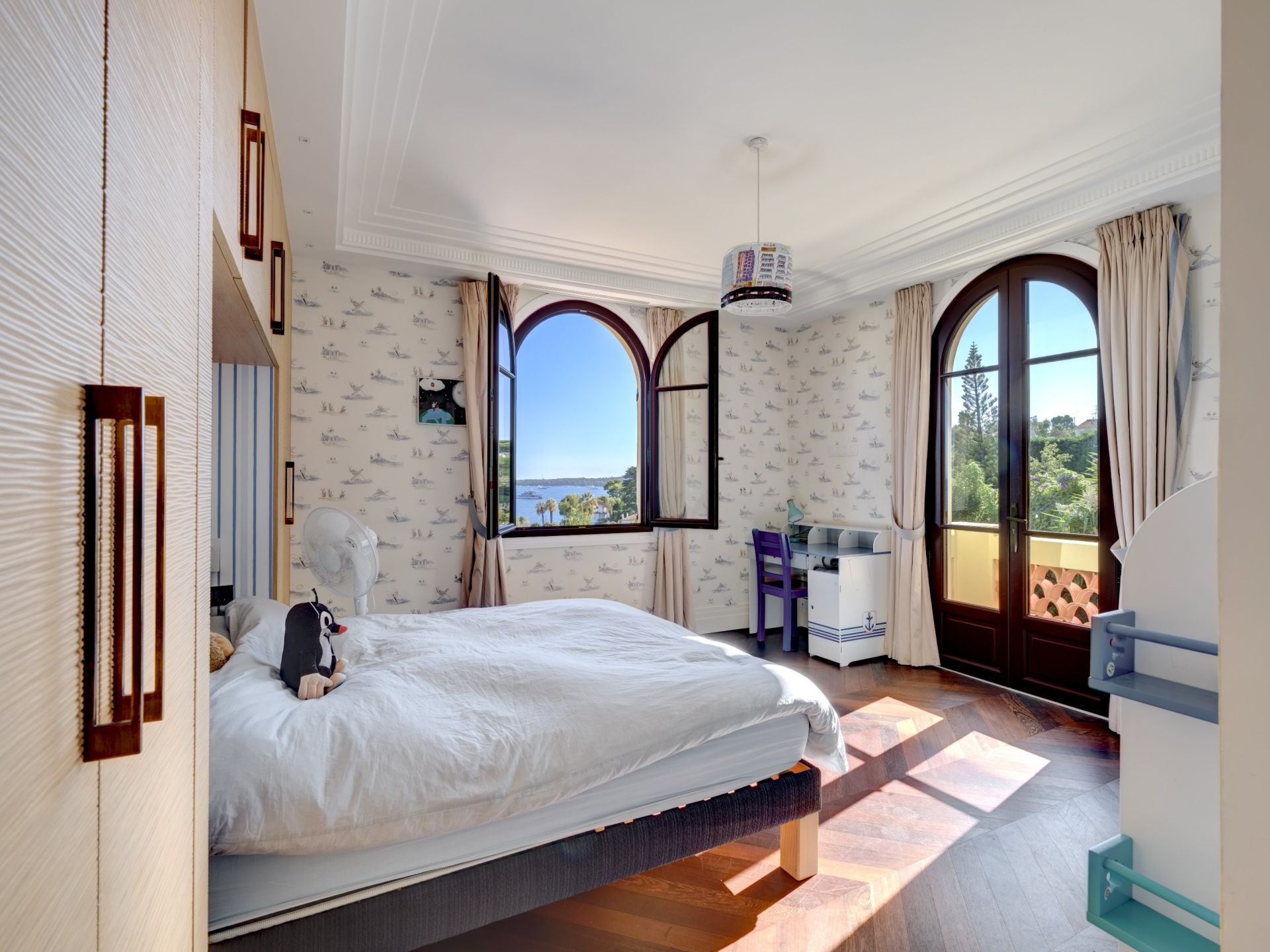 maison de maître 5 Pièces en vente sur VALLAURIS (06220)