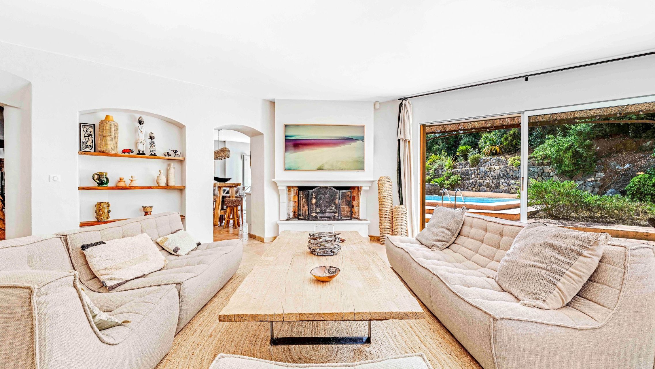 provencal house 6 Rooms for sale on LA CROIX VALMER (83420)