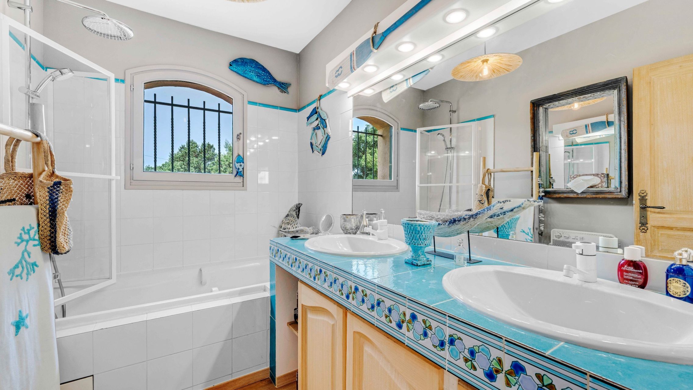 maison provençale 6 Pièces en vente sur LA CROIX VALMER (83420)