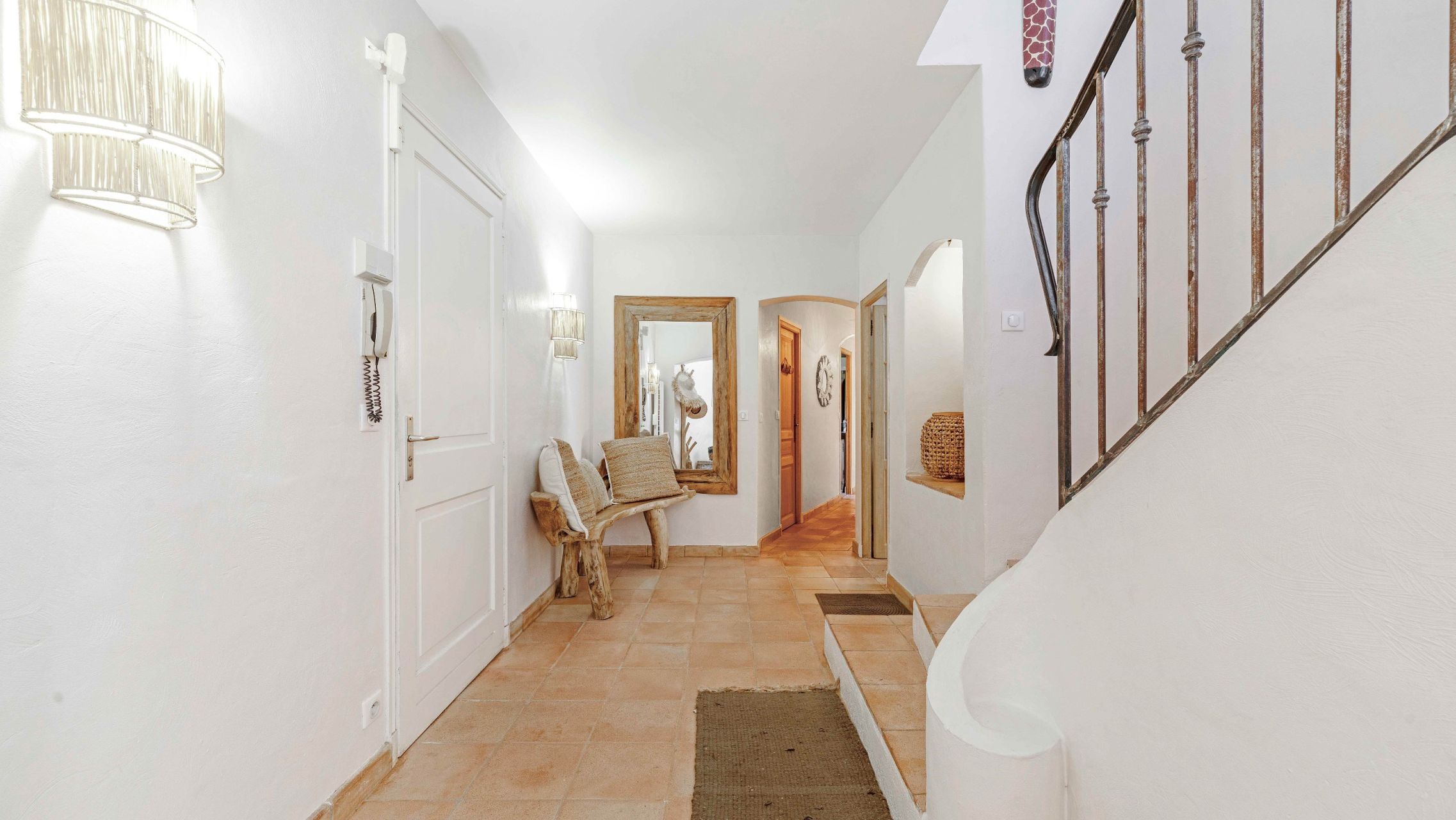 provencal house 6 Rooms for sale on LA CROIX VALMER (83420)