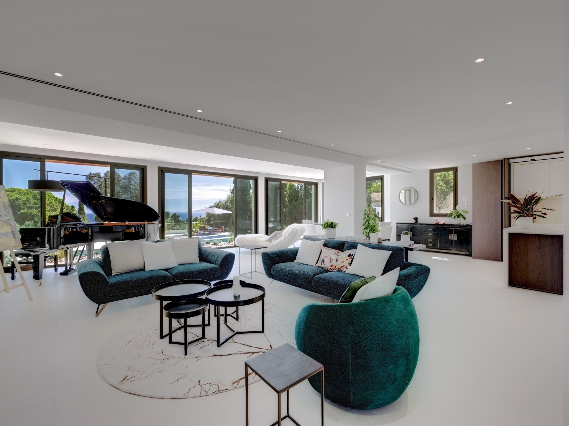 villa 4 Pièces en vente sur VALLAURIS (06220)