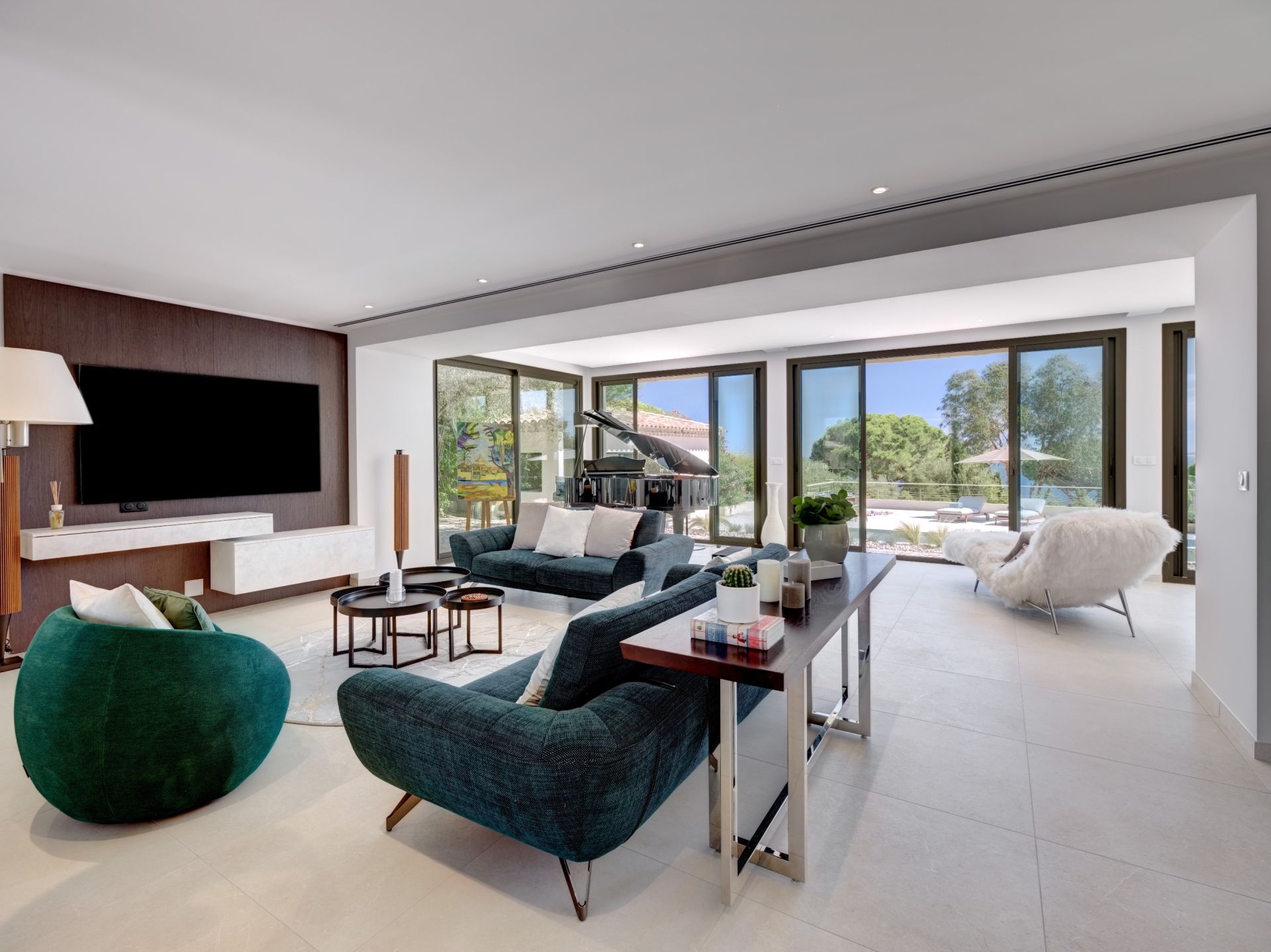 villa 4 Pièces en vente sur VALLAURIS (06220)