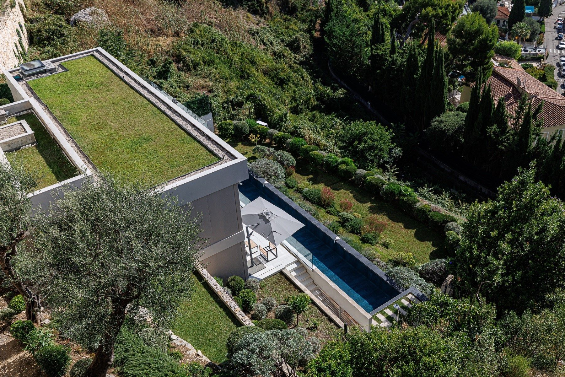 maison contemporaine 8 Pièces en vente sur VILLEFRANCHE SUR MER (06230)