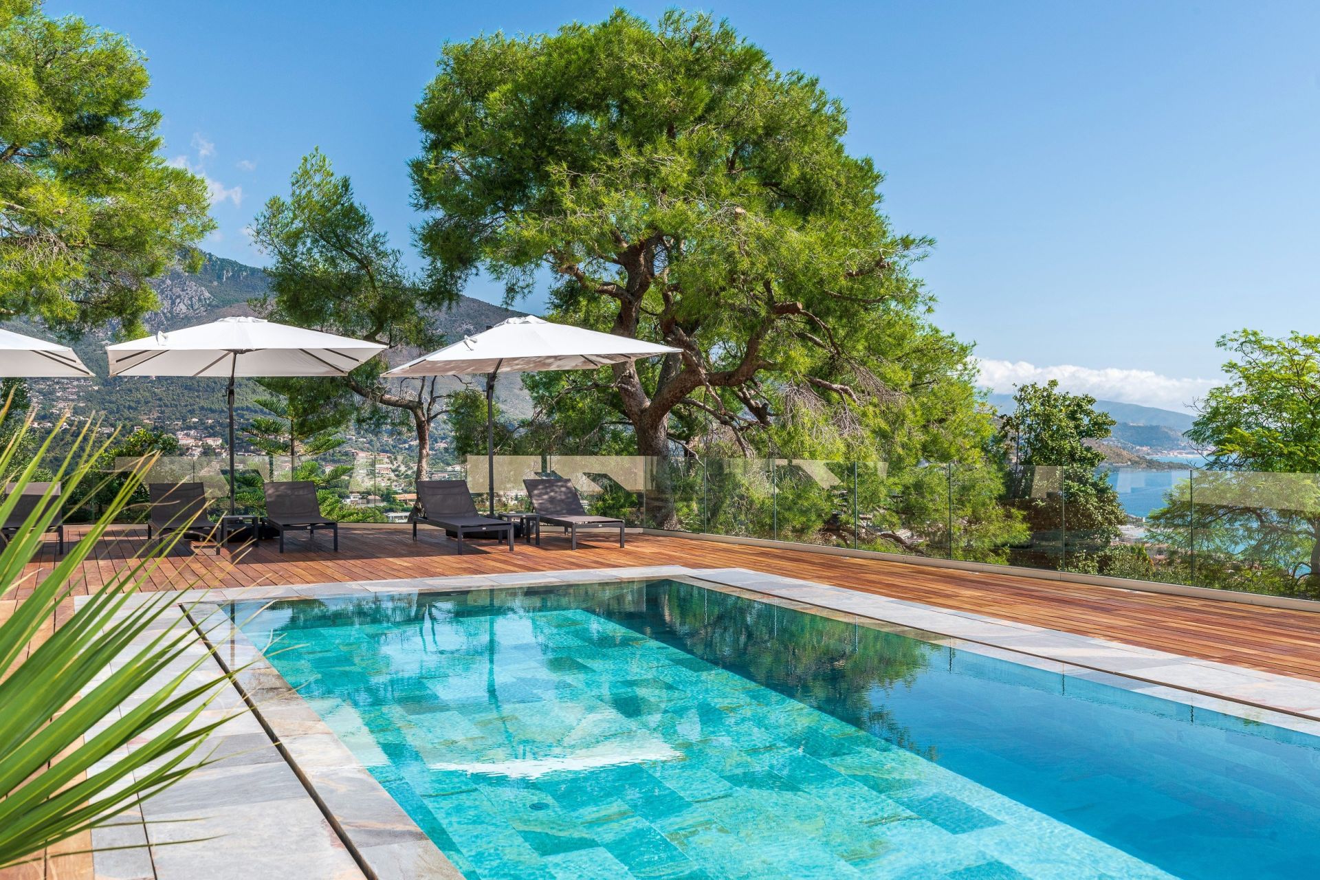 maison contemporaine 6 Pièces en vente sur ROQUEBRUNE CAP MARTIN (06190)