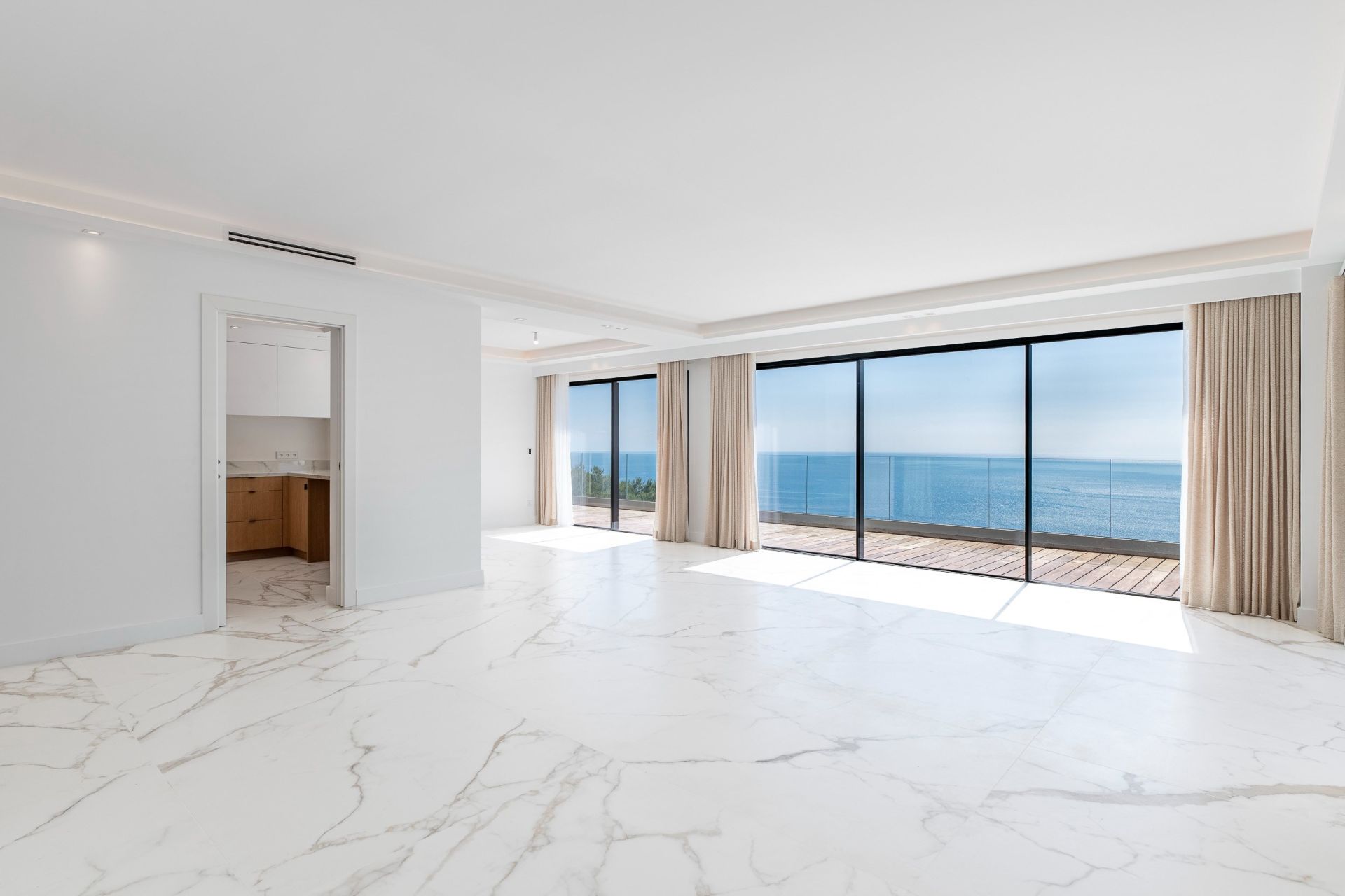 maison contemporaine 6 Pièces en vente sur ROQUEBRUNE CAP MARTIN (06190)