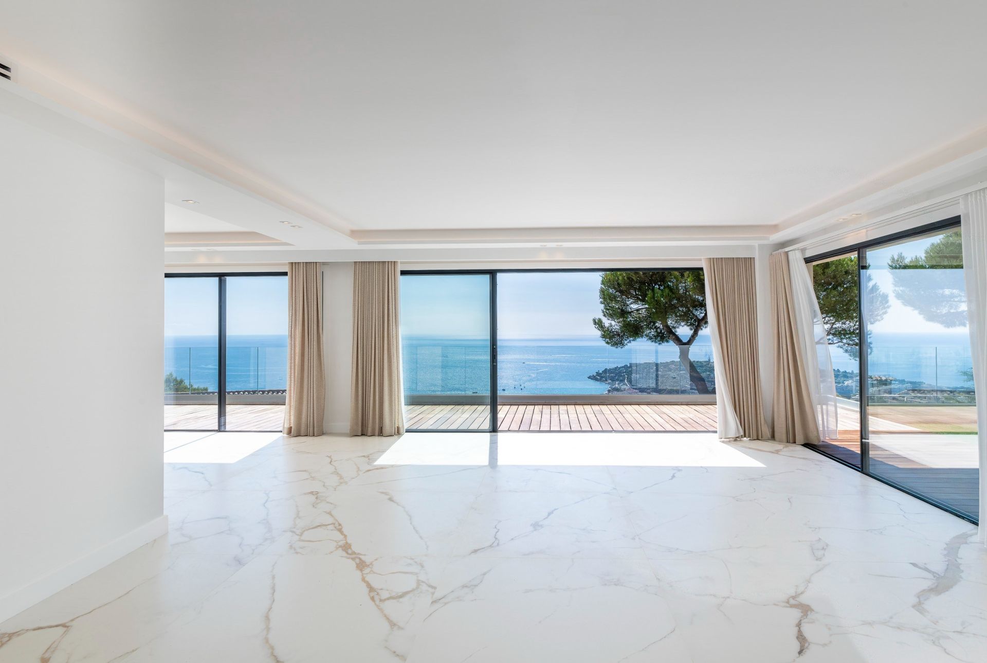 maison contemporaine 6 Pièces en vente sur ROQUEBRUNE CAP MARTIN (06190)