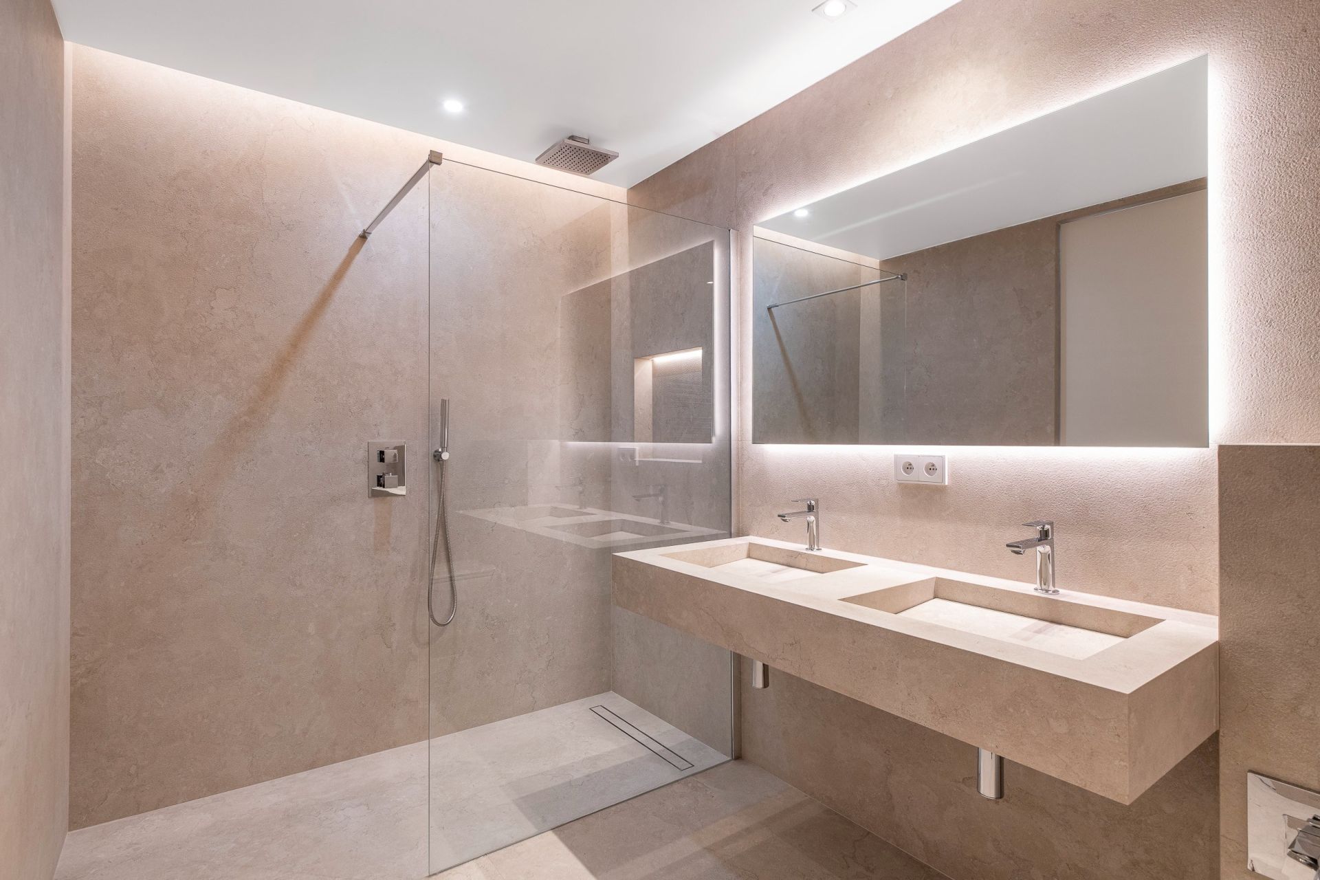 maison contemporaine 6 Pièces en vente sur ROQUEBRUNE CAP MARTIN (06190)