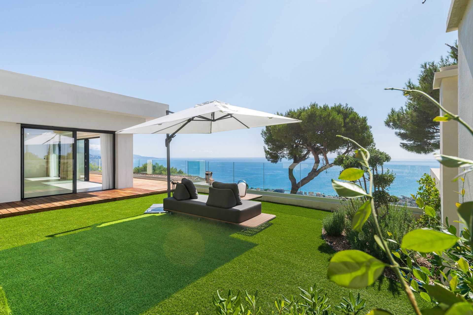 maison contemporaine 6 Pièces en vente sur ROQUEBRUNE CAP MARTIN (06190)