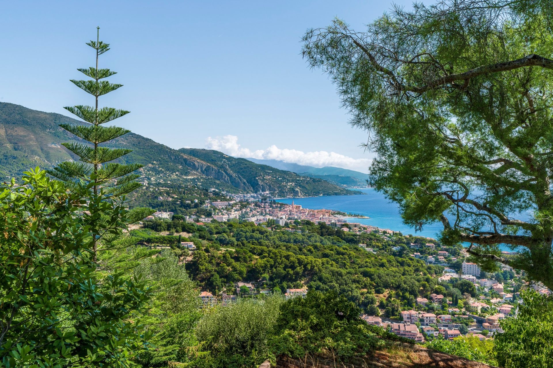 maison contemporaine 6 Pièces en vente sur ROQUEBRUNE CAP MARTIN (06190)