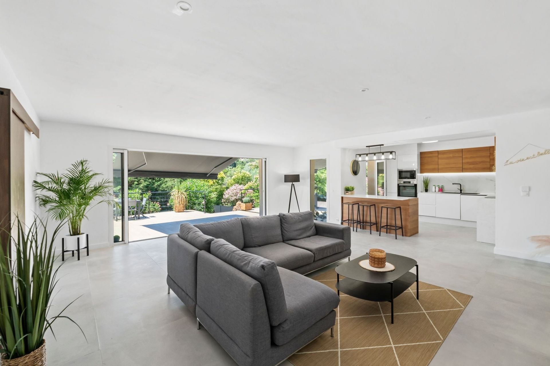 villa 6 Pièces en vente sur LES ADRETS DE L ESTEREL (83600)