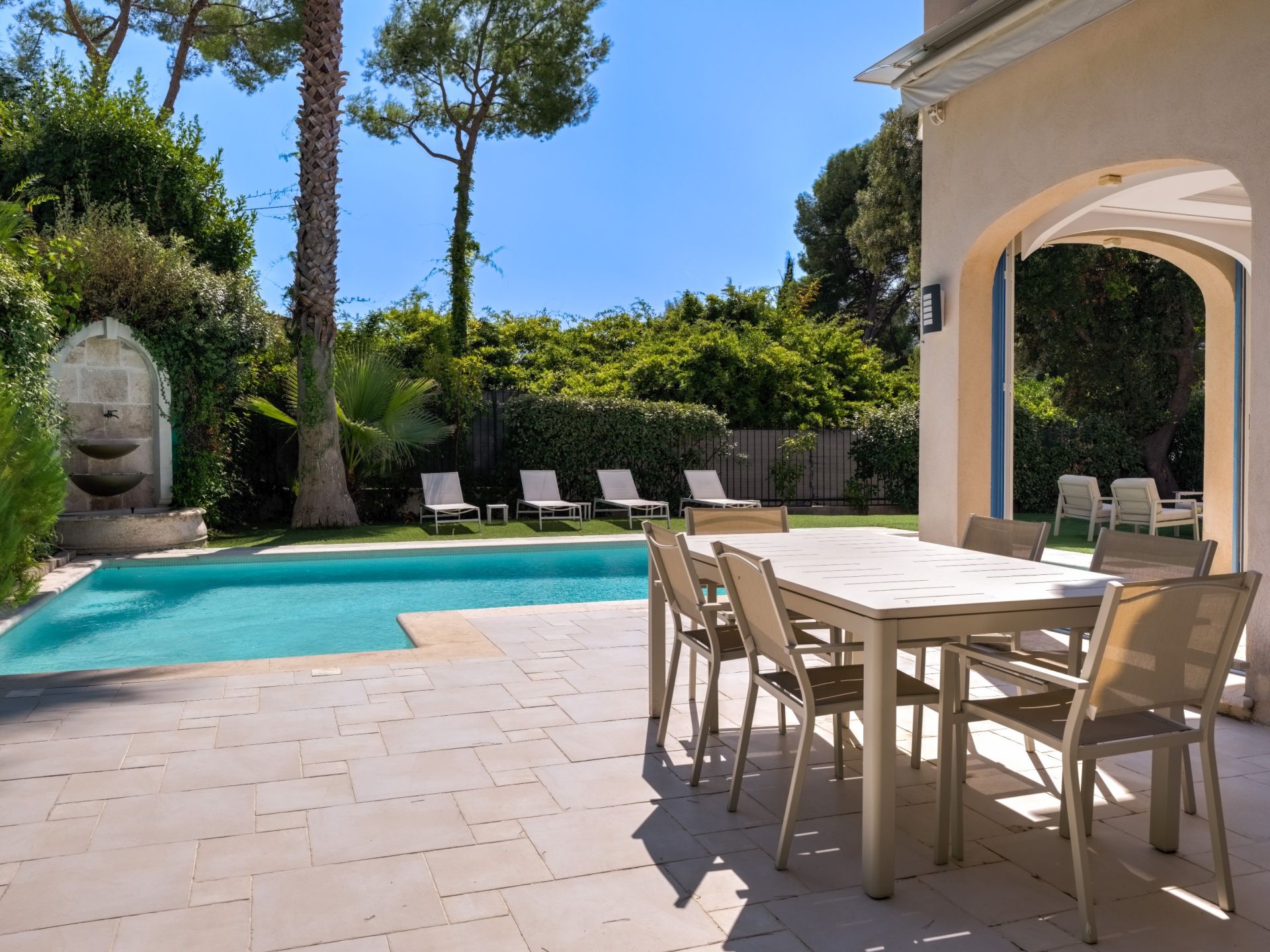 villa 5 Pièces en vente sur CANNES (06400)