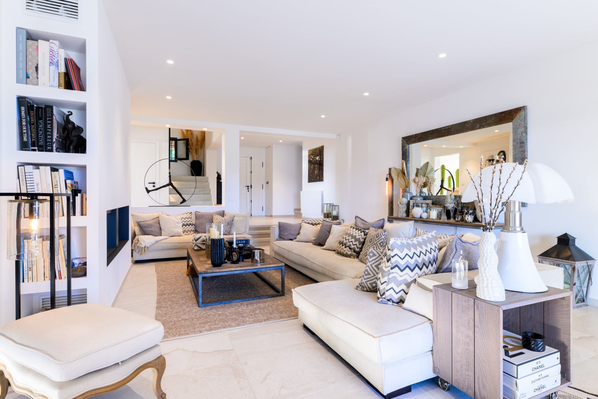 maison contemporaine 12 Pièces en vente sur STE MAXIME (83120)