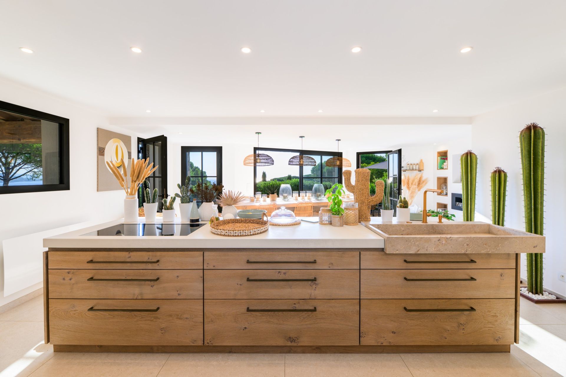 maison contemporaine 12 Pièces en vente sur STE MAXIME (83120)