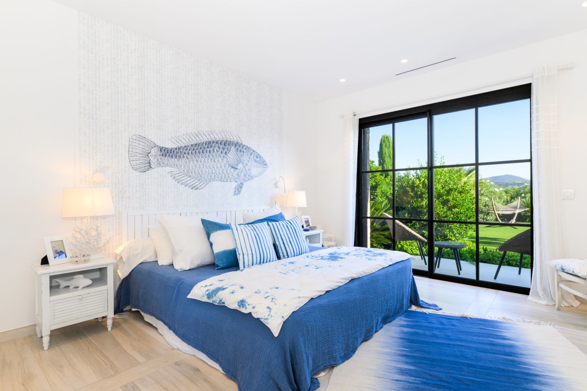 maison contemporaine 12 Pièces en vente sur STE MAXIME (83120)