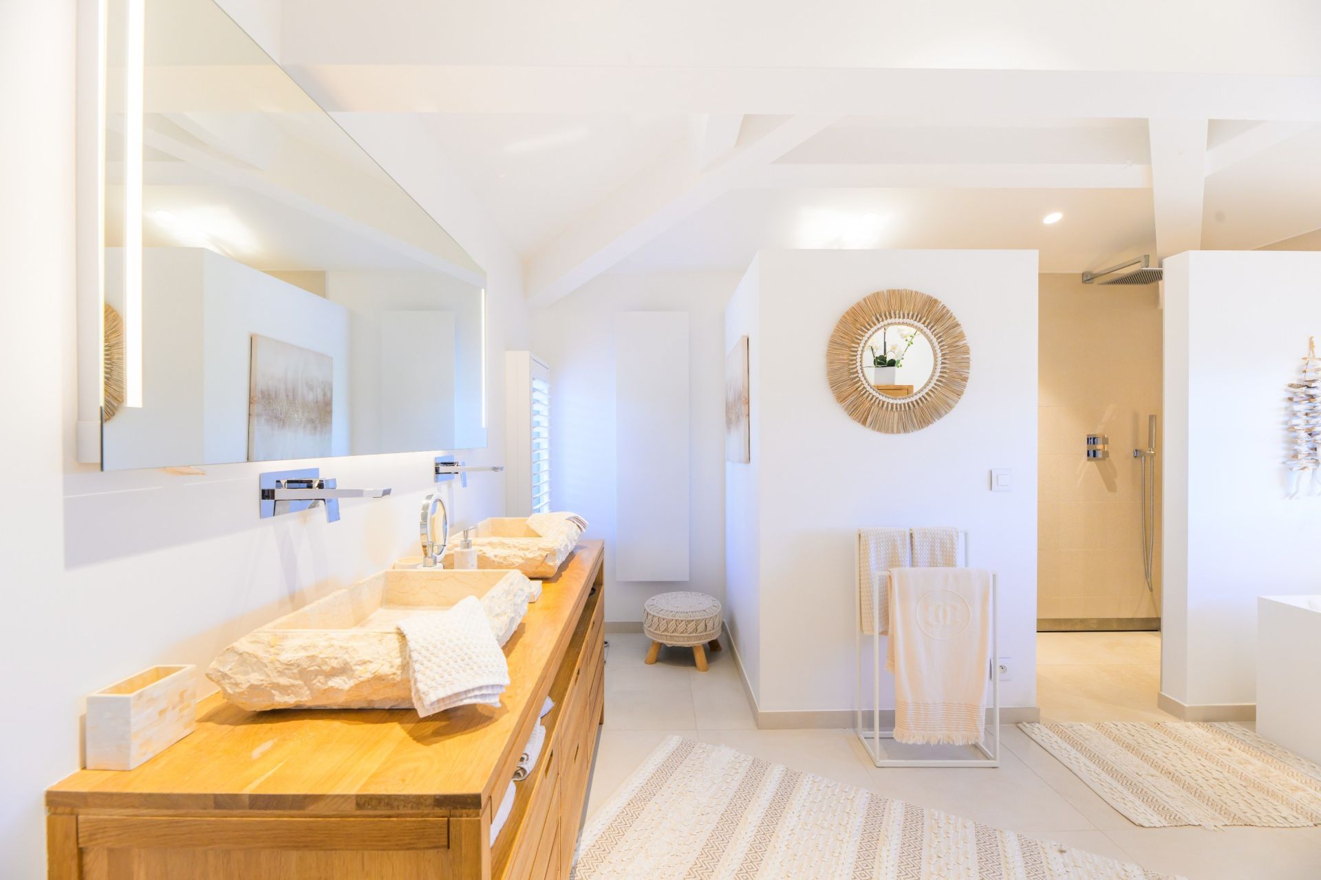 maison contemporaine 12 Pièces en vente sur STE MAXIME (83120)