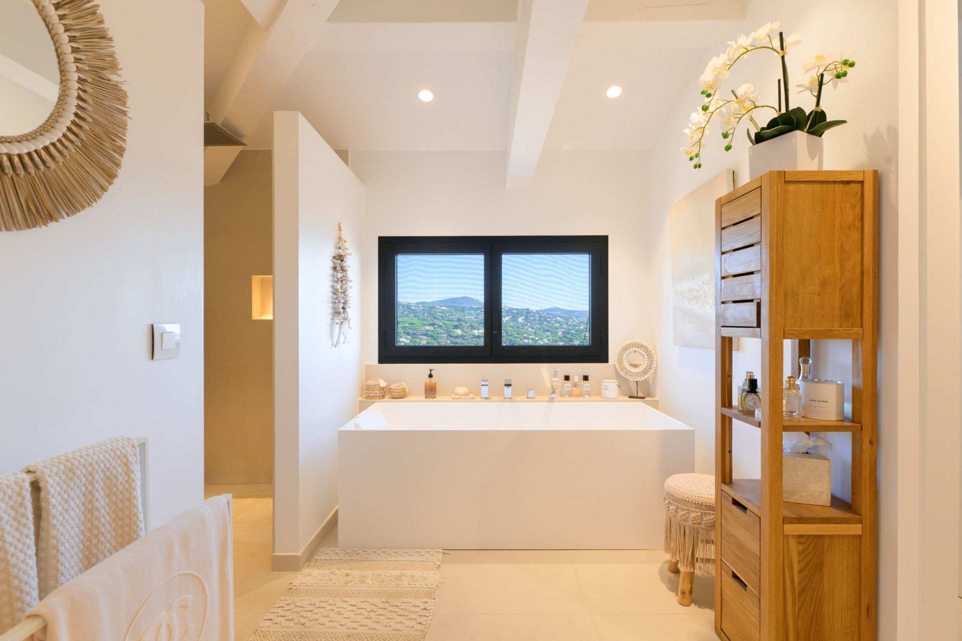 maison contemporaine 12 Pièces en vente sur STE MAXIME (83120)