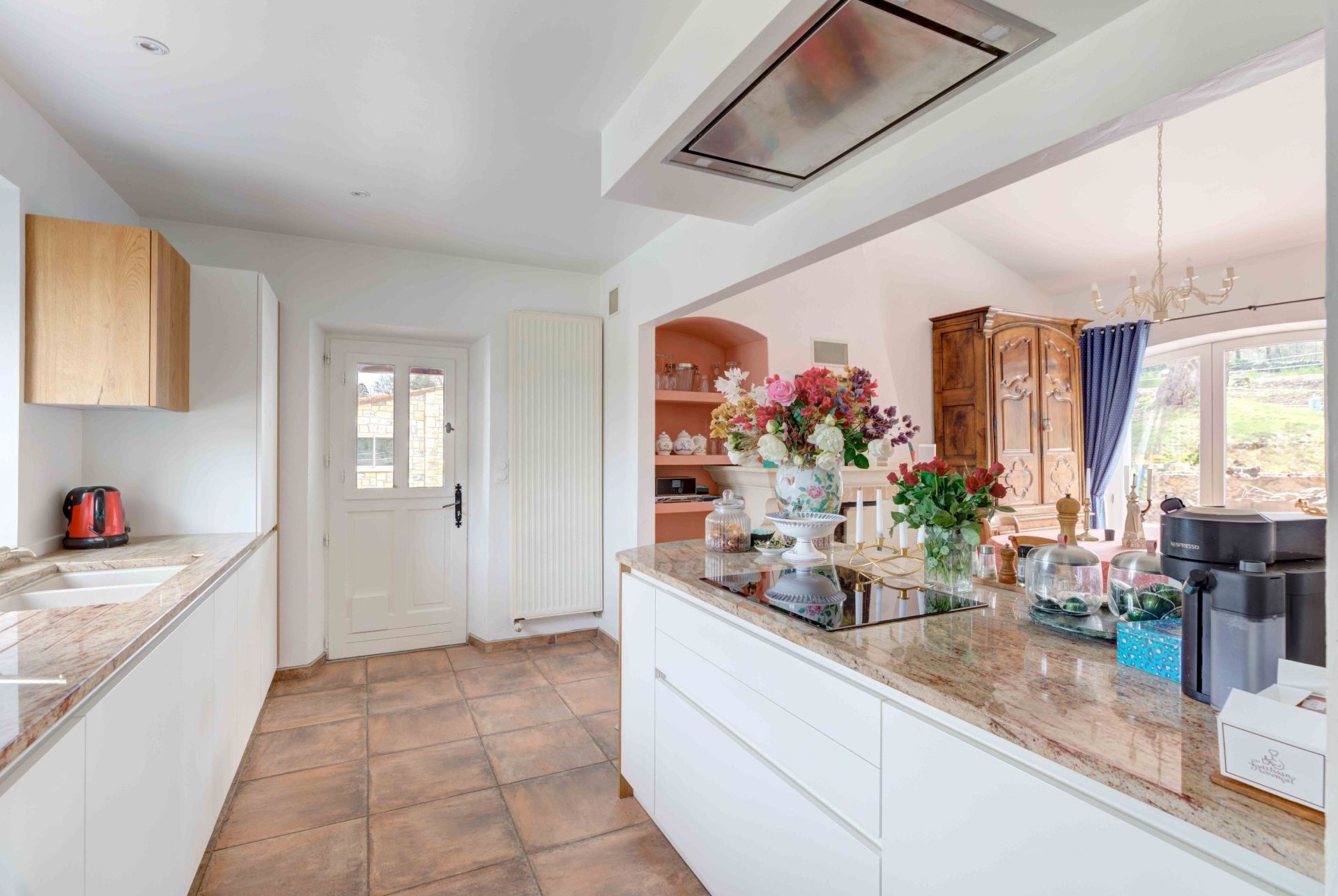 villa 6 Rooms for sale on FAYENCE (83440)