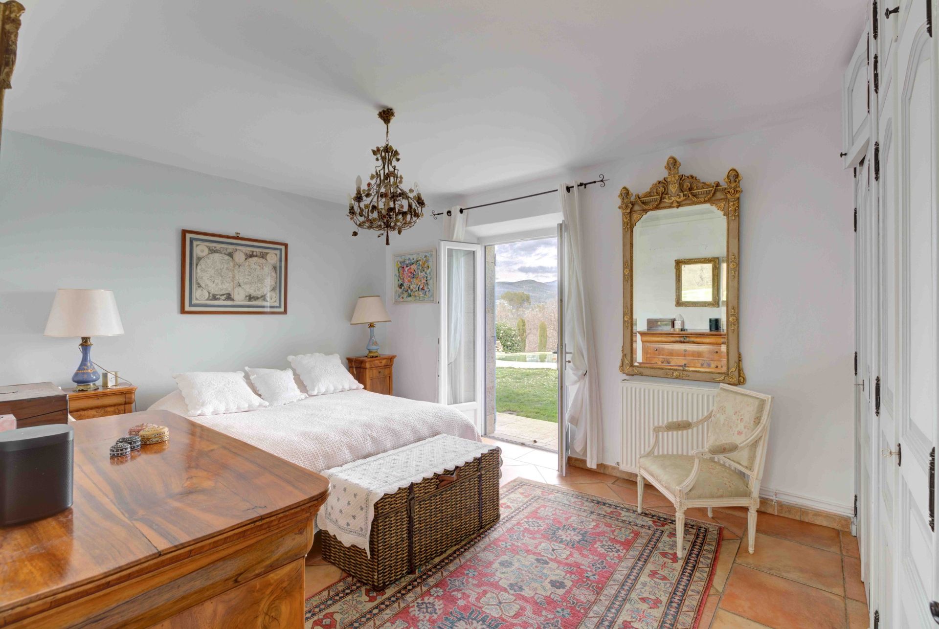 villa 6 Rooms for sale on FAYENCE (83440)