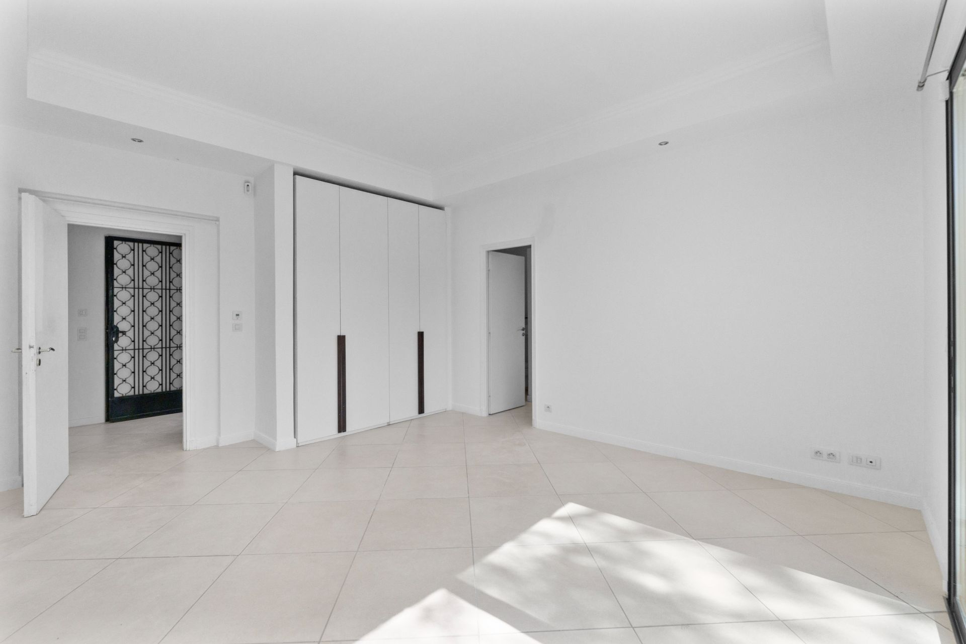 maison contemporaine 4 Pièces en vente sur MOUGINS (06250)