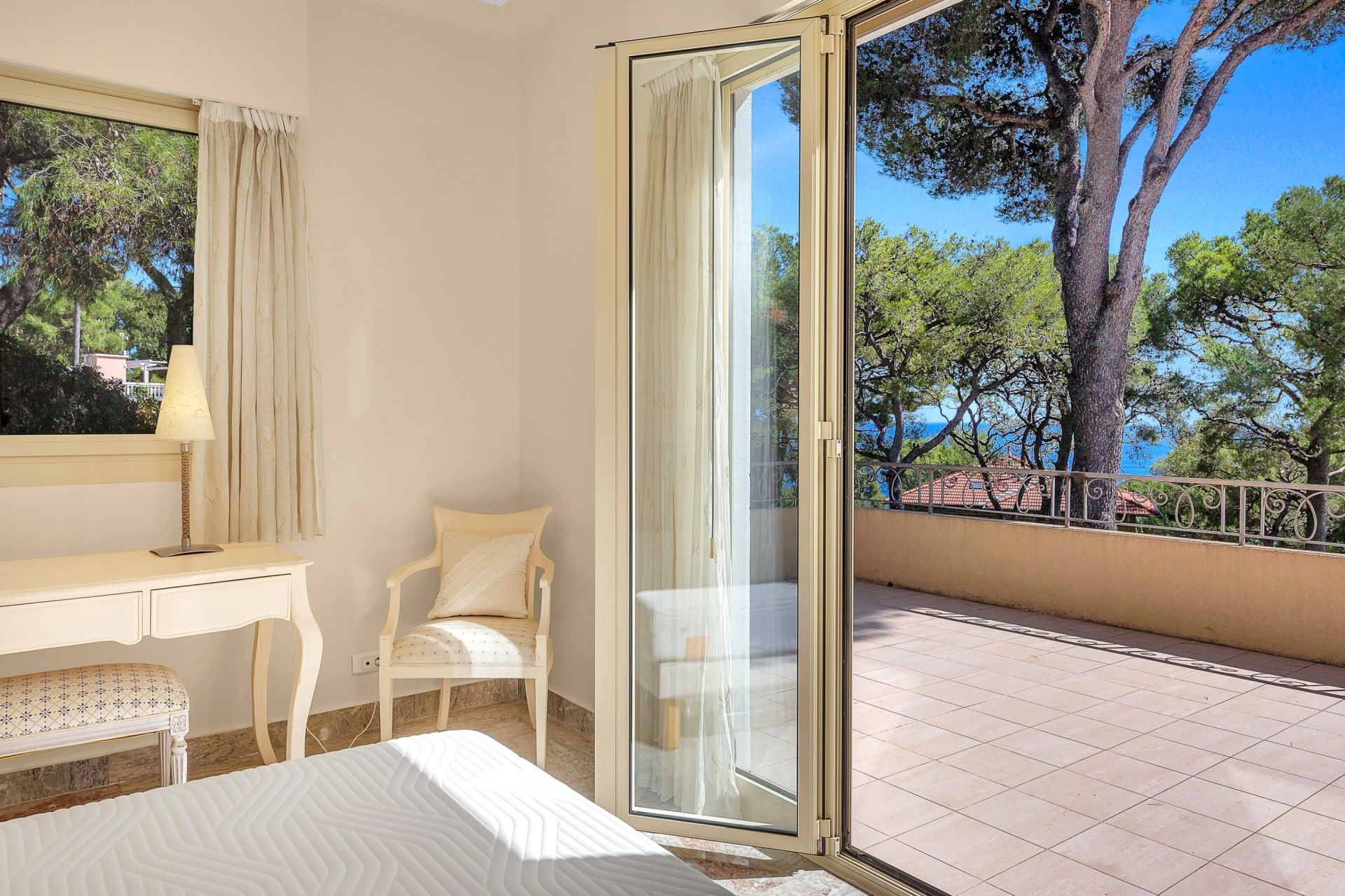 villa 7 Pièces en vente sur ST JEAN CAP FERRAT (06230)