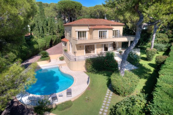 Vente Villa Saint-Jean-Cap-Ferrat 7 Pièces 250.9 m²