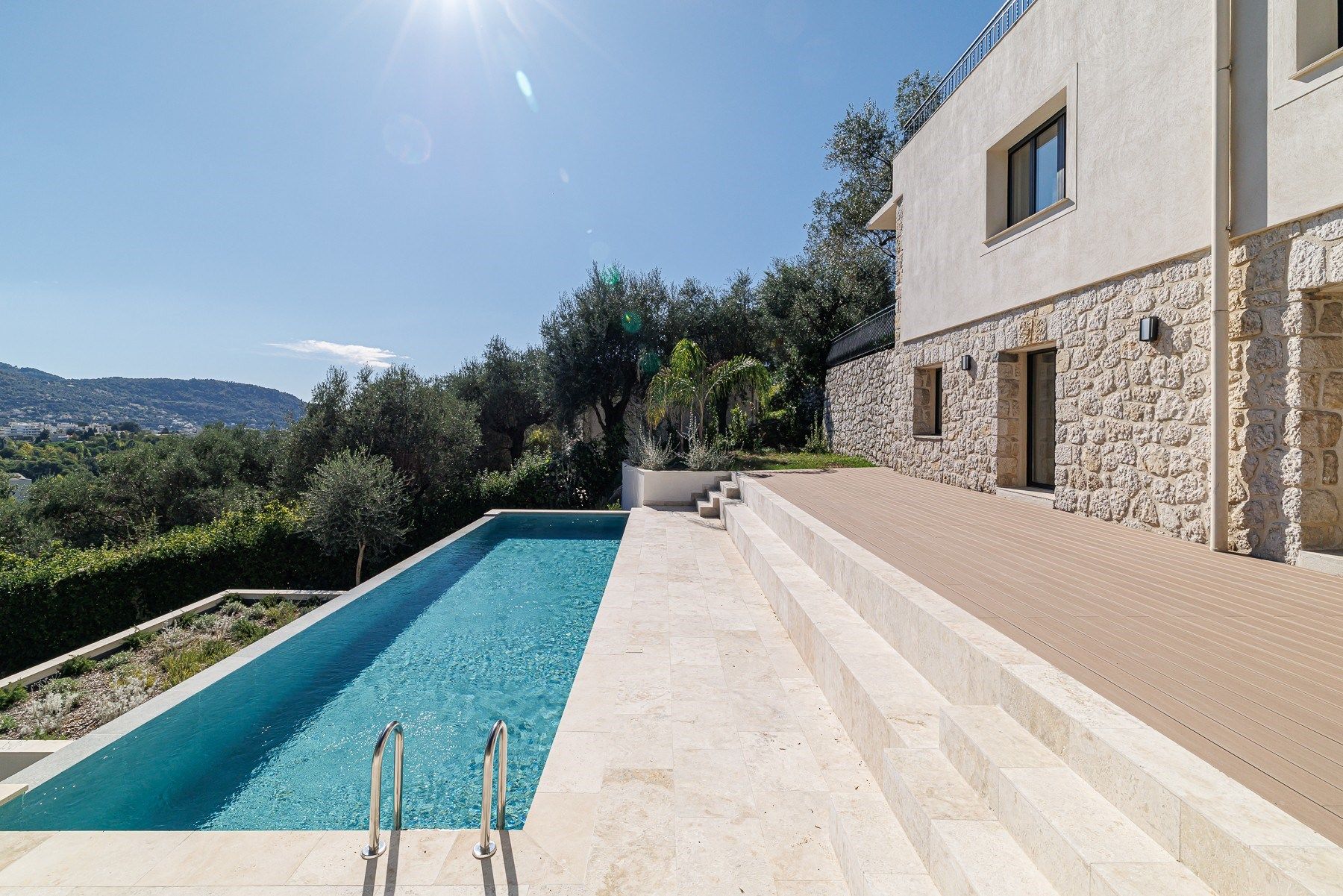 maison contemporaine 6 Pièces en vente sur NICE (06000)