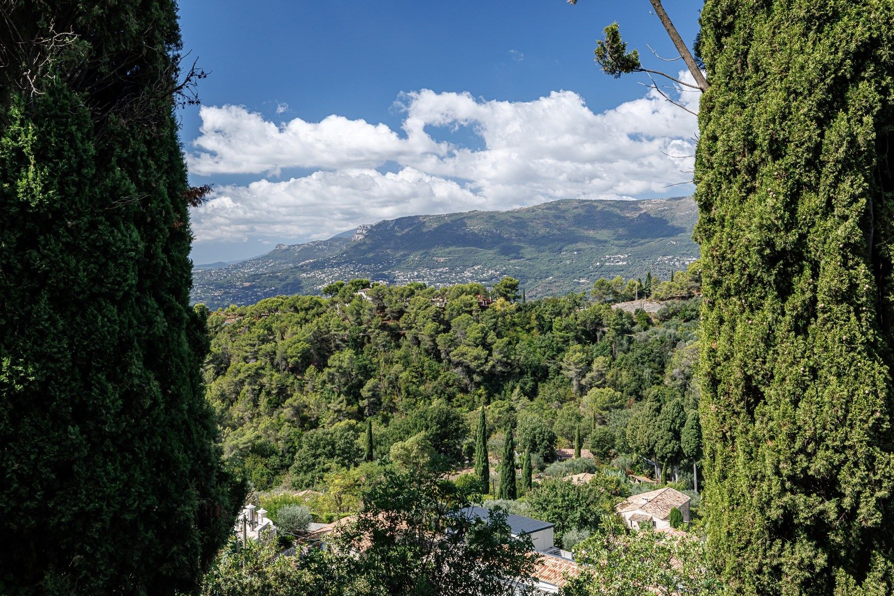 terrain en vente sur ASPREMONT (06790)