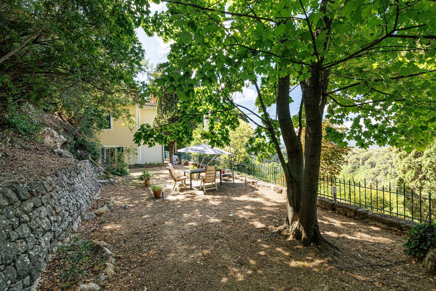 terrain en vente sur ASPREMONT (06790)