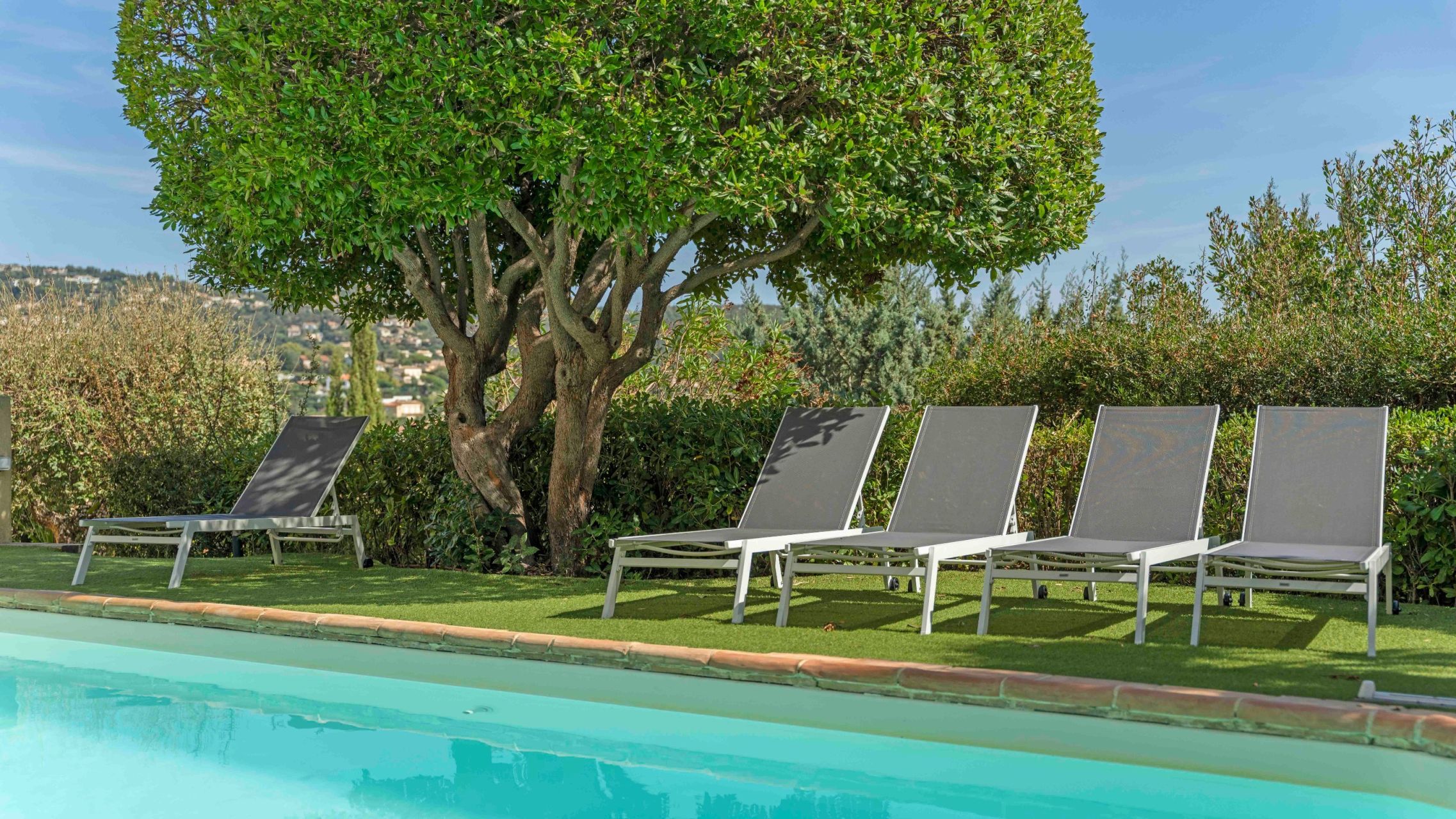 villa 7 Pièces en vente sur LES ISSAMBRES (83380)