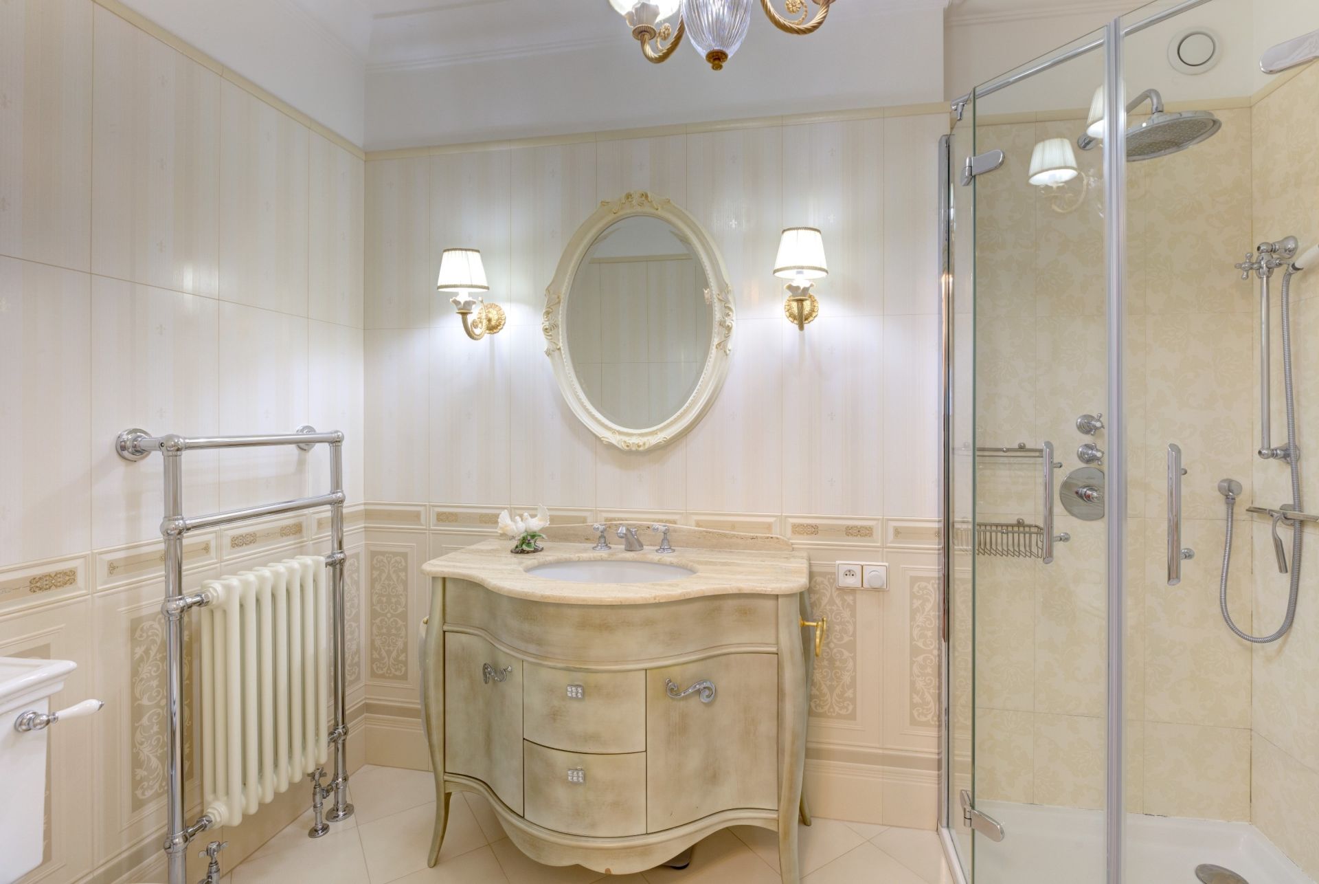 apartment 4 Rooms for sale on CANNES (06400)