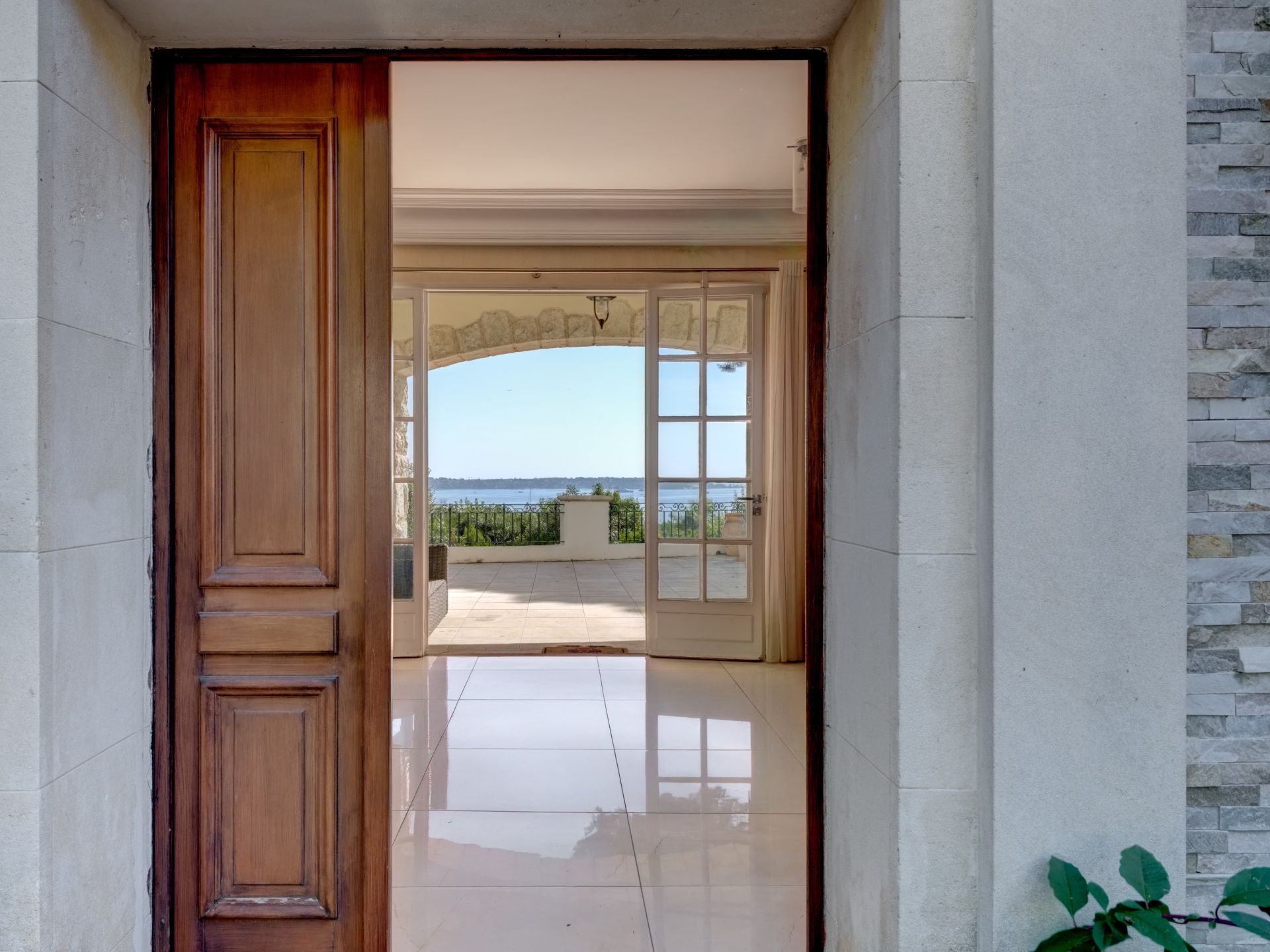 villa 7 Pièces en vente sur LE GOLFE JUAN (06220)