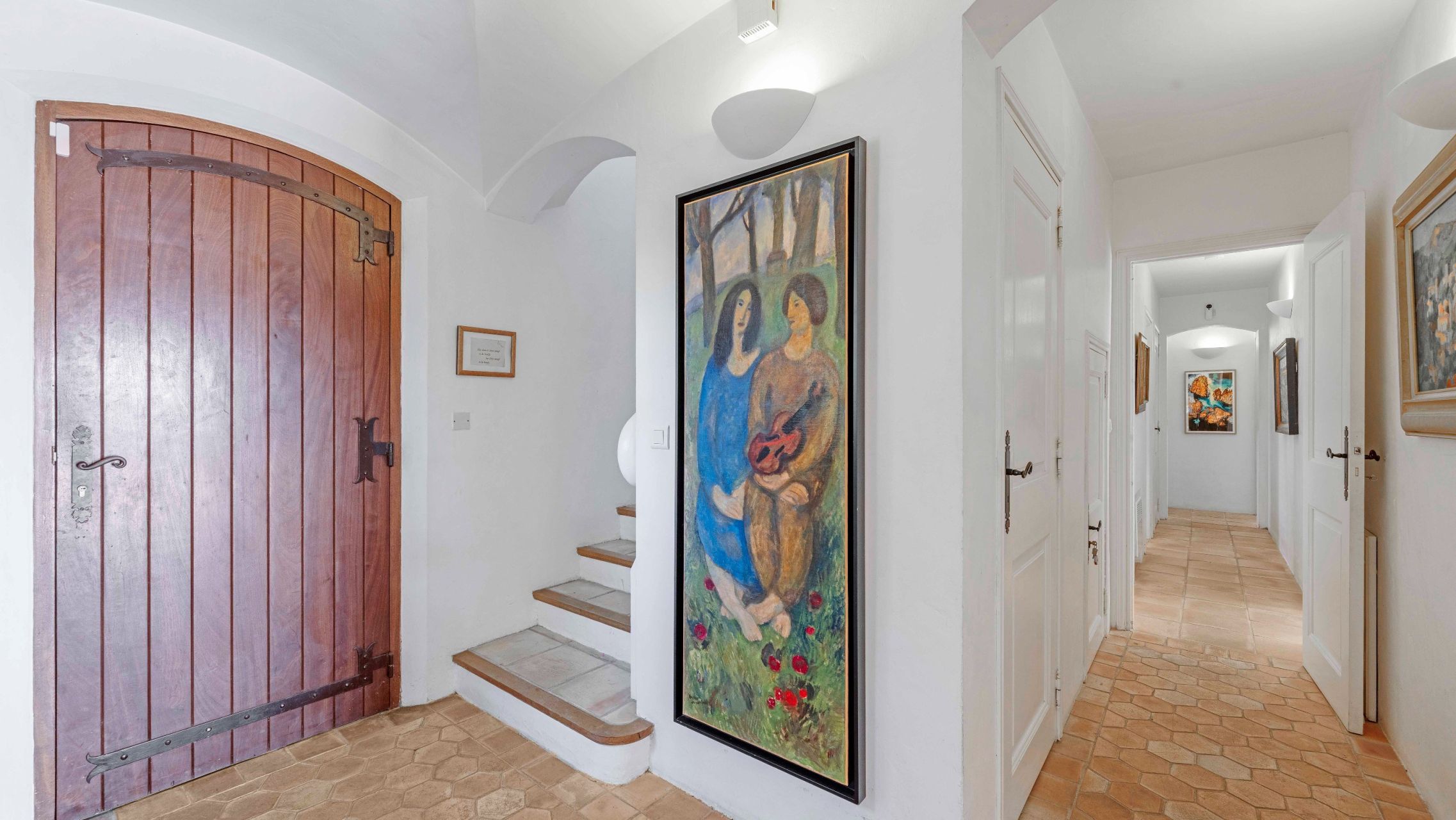 villa 10 Rooms for sale on LE PLAN DE LA TOUR (83120)