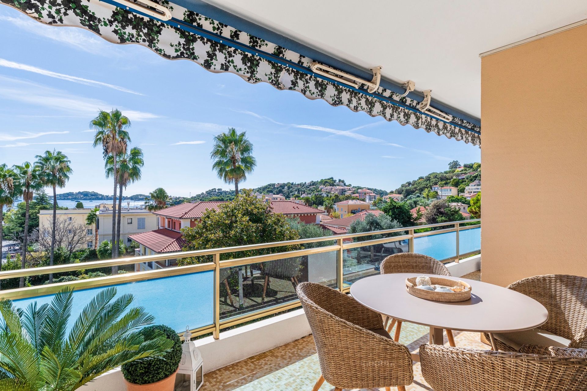 appartement 4 Pièces en vente sur BEAULIEU SUR MER (06310)