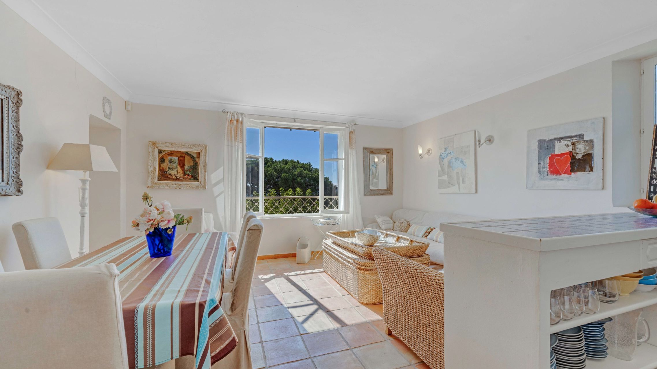 villa 9 Pièces en vente sur ST TROPEZ (83990)