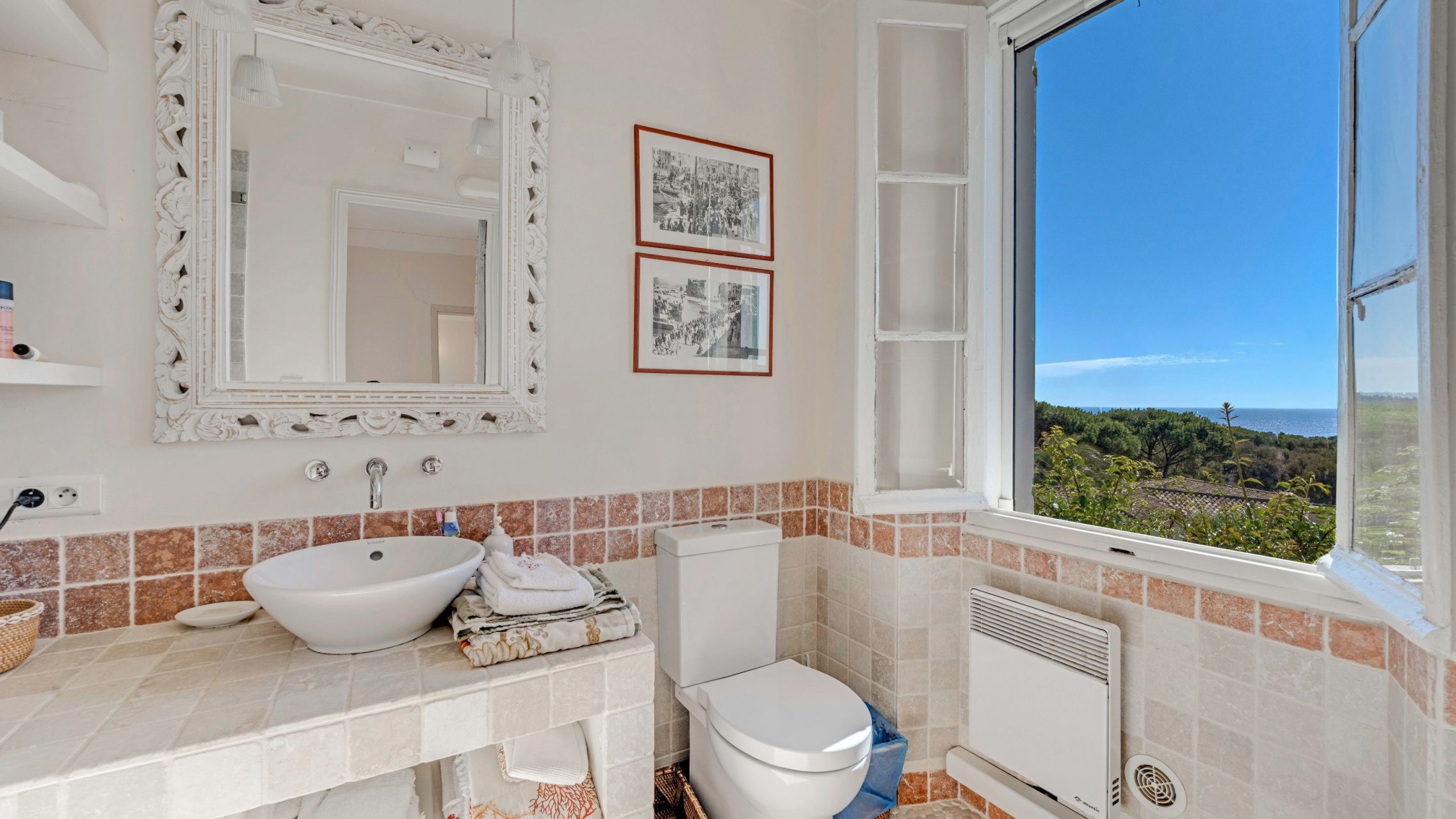 villa 9 Pièces en vente sur ST TROPEZ (83990)