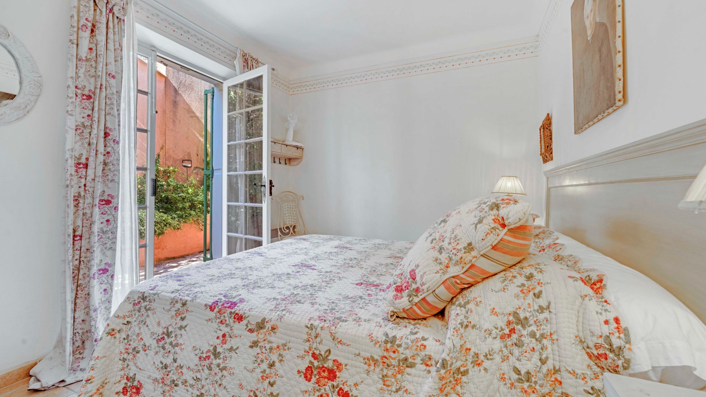 villa 9 Pièces en vente sur ST TROPEZ (83990)