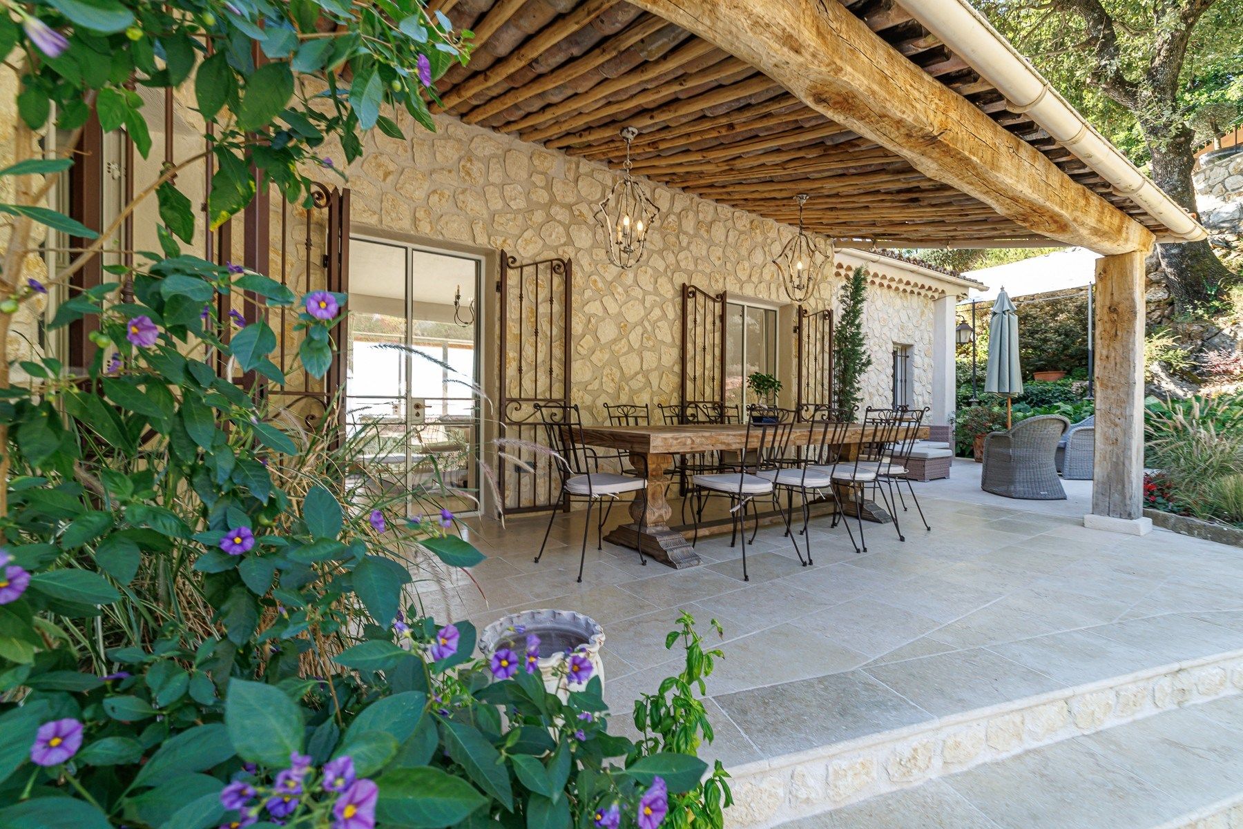 maison provençale 9 Pièces en vente sur VENCE (06140)