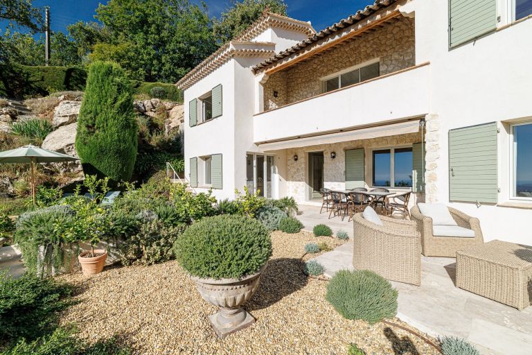 maison provençale 9 Pièces en vente sur VENCE (06140)