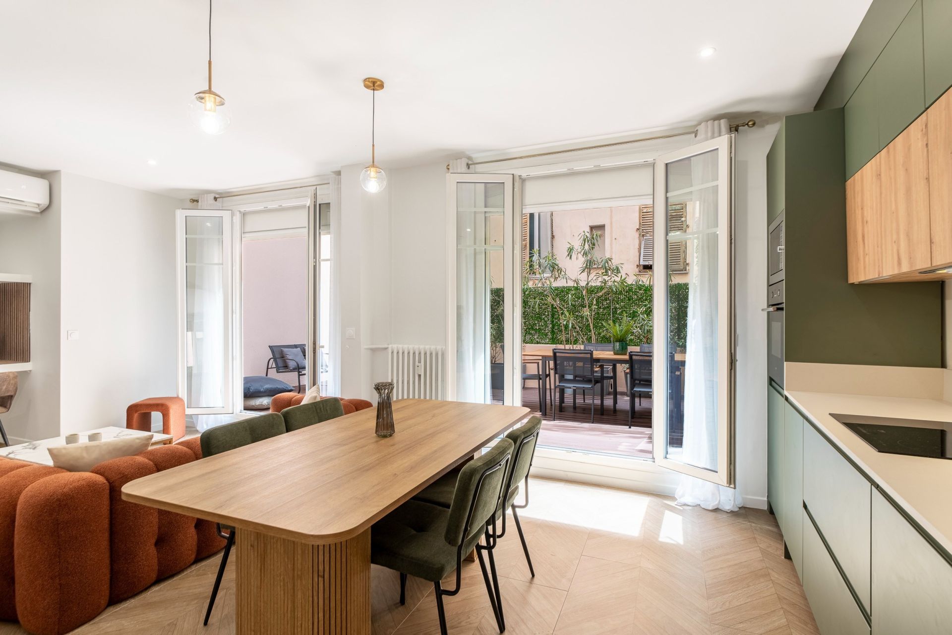 apartment 4 Rooms for sale on NICE (06000)