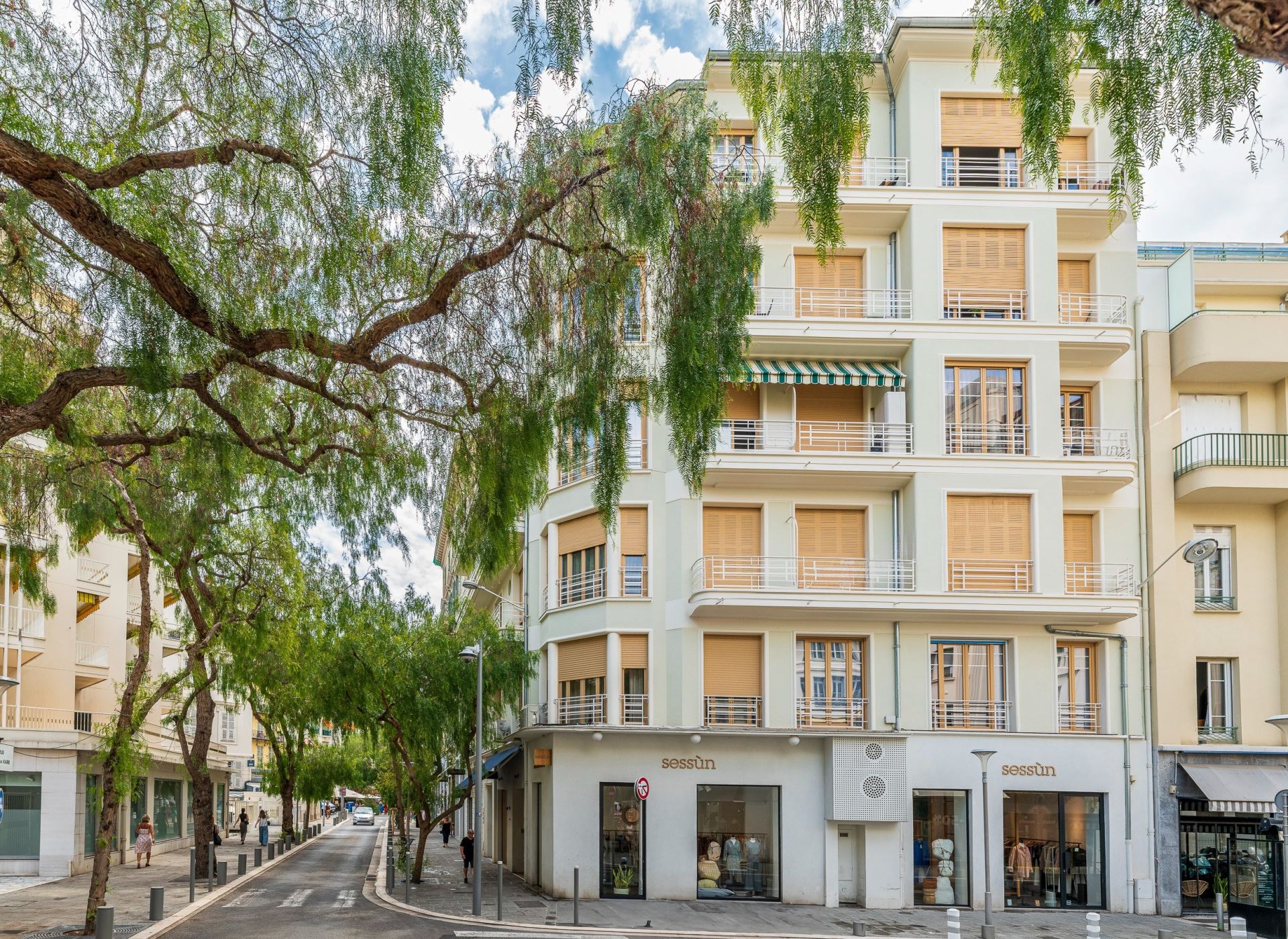 apartment 4 Rooms for sale on NICE (06000)