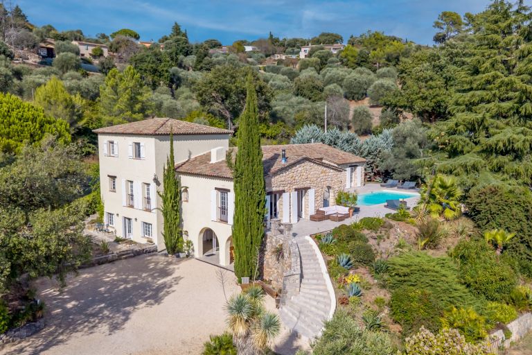 villa 10 Pièces en vente sur PEYMEINADE (06530)