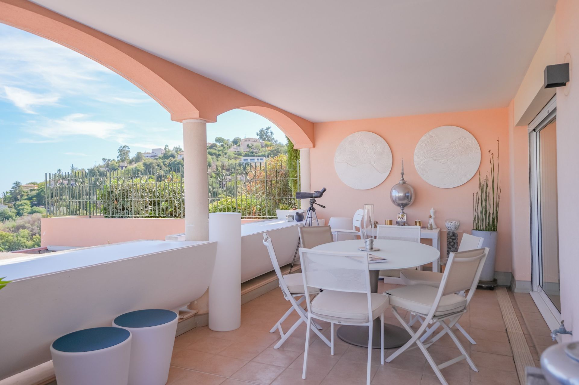 appartement 3 Pièces en vente sur MANDELIEU LA NAPOULE (06210)