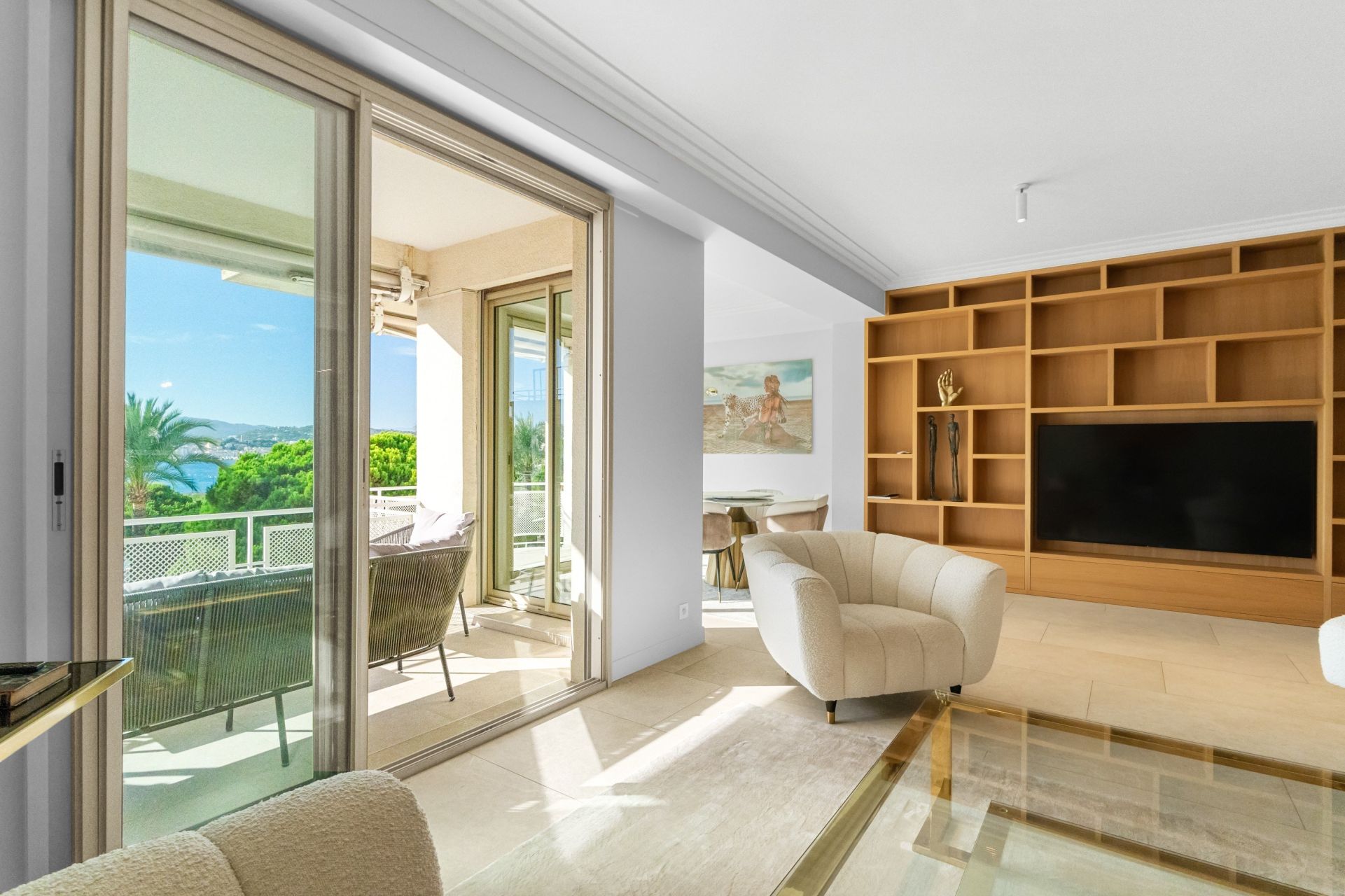 apartment 3 Rooms for sale on CANNES (06400)