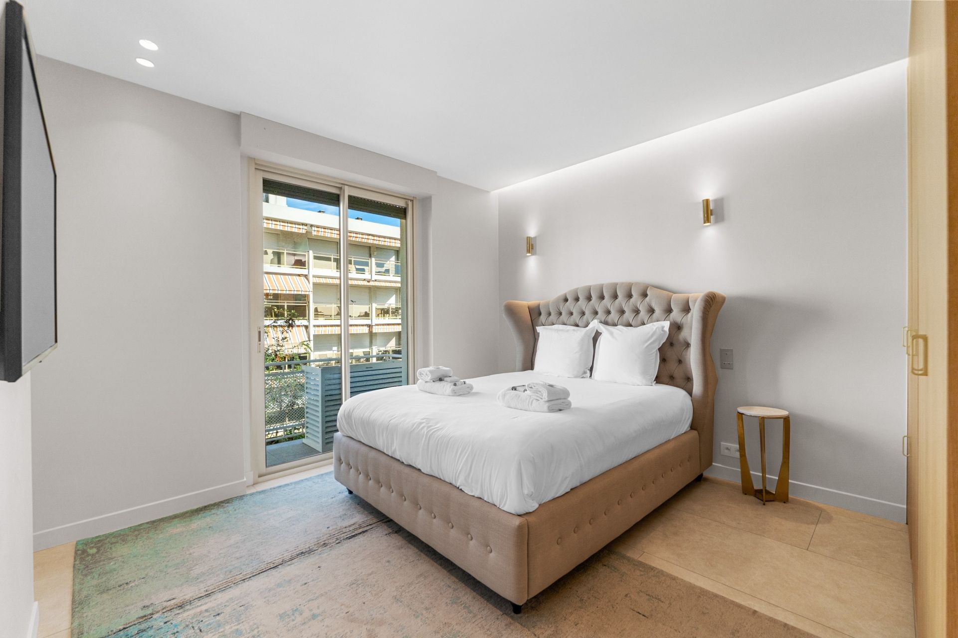 apartment 3 Rooms for sale on CANNES (06400)