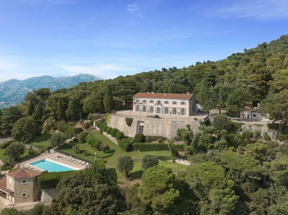 Sale Property Villefranche-sur-Mer 25&nbsp;Rooms 1600&nbsp;m²
