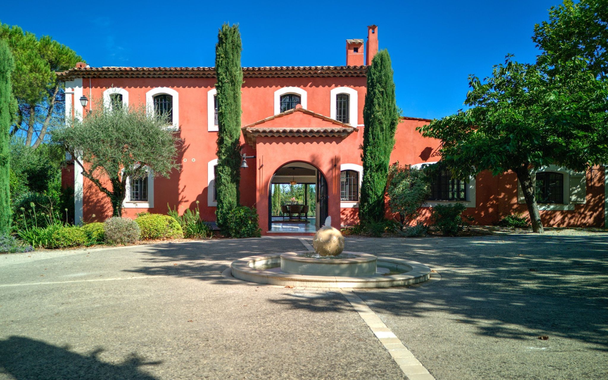 villa 12 Pièces en vente sur MOUGINS (06250)